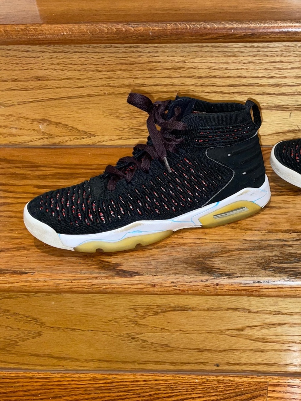 Jordan Flyknit Elevation 23 "Bred" - Size 5.5Y / Women’s 7